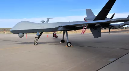 800px-General_Atomics_MQ-9_Reaper_08-0084