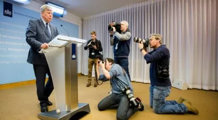 Opstelten resignation