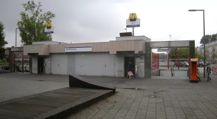 1280px-MetroGerdesiaweg1