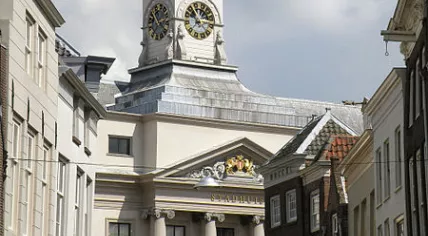 450px-Dordrecht_Stadhuis_5