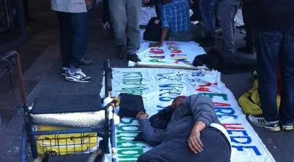 Vluchtgarage protesters at IND