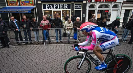 Giro_d'Italia_Amsterdam_–_Gilberto_Simoni