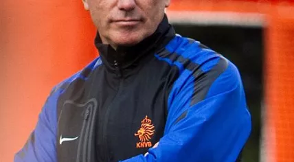 Bert_van_Marwijk_2011-2