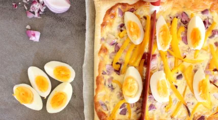 Egg and Onion Pastry