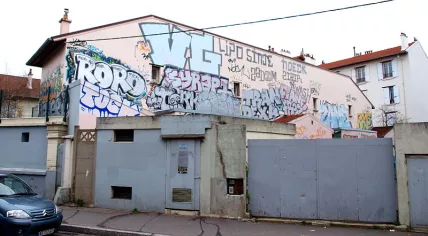 La_Plaine_Saint-Denis-FR-93-Graffiti-02