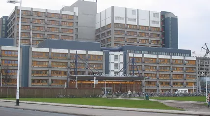 800px-Leids_Universitair_Medisch_Centrum_2005