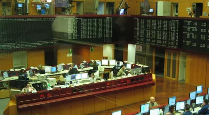 800px-Deutsche_Börse_Frankfurt