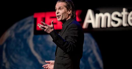 1280px-HansTeeuwen_TEDxAmsterdam