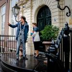 Lilianne Ploumen (PvdA) and Jesse Klaver (GroenLinks) entering a government formation meeting with informateur Mariette Hamer, 17 August 2021