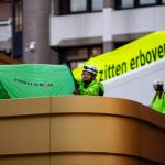 Greenpeace activists on the temporary Tweede Kamer building in The Hague, 14 September 2021