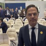 Mark Rutte with a portion of the Dutch delegation at COP27 in Egypt. 7 November 2022