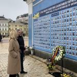 Finance Minister Sigrid Kaag visits a war memorial in Kyiv, Ukraine, 2 April 2023