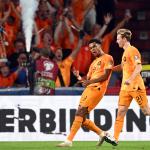 Cody Gakpo of Holland, Frenkie de Jong of Holland celebrate the 2-0 during the Euro 2024 qualification match in group B between Netherlands and Griekenland in the Phillips stadion on 7 september 2023 in Eindhoven, Netherlands.