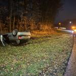 Overturned car on the Hoevelaken junction on an icy night; 28 November 2023