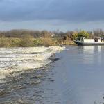 Thirty houseboats were evacuated due to a breach in a Maastricht dike. 3 January 2024