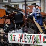 Pro-Palestinian protesters spent the night on Amsterdam University's Binnengasthuis location, 8 May 2024
