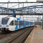 An Arriva train arriving at Zwolle station from Emmen on the Vechtdal line, 4 January 2014