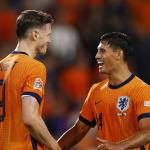 Wout Weghorst of Holland, Tijjani Reijnders of Holland celebrate the 4-2 during the UEFA Nations League match between Netherlands and Bosnia and Herzegovina at Phillips Stadium on September 7, 2024 in Eindhoven, Netherlands.