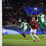 Julian Carranza of Feyenoord scores the 1-1 during the UEFA Champions League play-off match between AC Milan and Feyenoord at San Siro Stadium on February 18, 2025 in Milan, Italy.