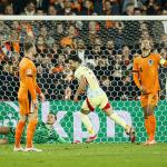 Mikel Merino of Spain scores the 2-2 goal during the UEFA Nations League quarter-final match between Netherlands and Spain at Feyenoord Stadion de Kuip on March 20, 2025 in Rotterdam, Netherlands.