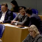 JA21 MP Joost Eerdmans is congratulated by PVV MP Willem Boutkan after the Tweede Kamer voted against supporting the €800 billion ReArm Europe plan. 11 March 2025