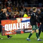 A sign is brought onto the pitch to mark the Netherlands’ qualification after the World Cup qualifier between the Netherlands and Lithuania on November 17, 2025, in the Johan Cruijff ArenA in Amsterdam, the Netherlands.