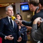 Dutch PM Dick Schoof speaks with reporters after European leaders agree to a €90 billion support package for Ukraine. 19 Dec. 2025