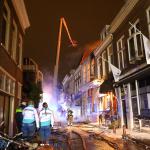 Emergency services at the scene of a very large fire on Grote Hoogstraat in Leeuwarden's historic city center, 13 January 2026