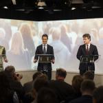 Parliamentary leaders Rob Jetten (D66), Henri Bontenbal (CDA), and Dilan Yesilgoz (VVD) presenting their coalition agreement at Nieuwspoort.