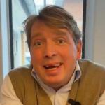 Coolblue CEO Pieter Zwart with broken teeth after a bike crash, 8 January 2026