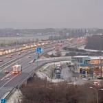 Drivers stuck in traffic on a slick and icy A4 at the N11 near Leiden and Alphen aan den Rijn, Zuid-Holland. 19 Feb. 2026
