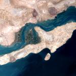 Qeshm Island in the Strait of Hormuz, Iran mages acquired by the Enhanced Thematic Mapper on NASA’s Landsat 7 satellite, August 23, 2000.