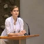 FvD leader Liddewij de Vos during a parliamentary debate on violence in anti-asylum protets, 26 May 2026