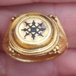 Gold ring from the 3rd or 4th century AD found during archeological research in the Nieuwe Drostendiep stream valley near Emmen. 2026