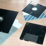 1280px-Disquettes