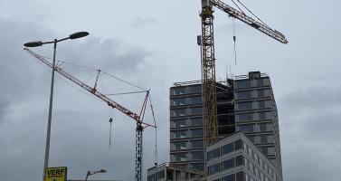 Construction of a new high-rise apartment building in Amsterdam-Oost. May 2022