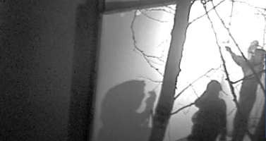 Police release footage of Drents museum theft suspects.